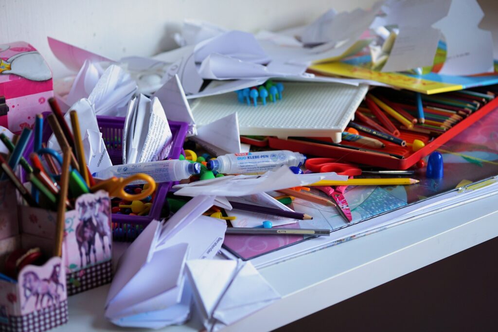 De-clutter your space